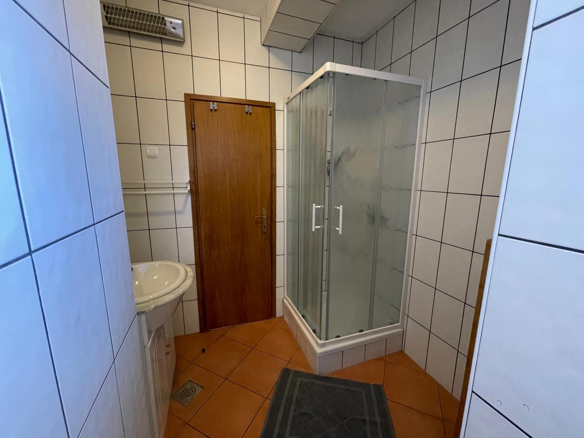 Theresa Apartament